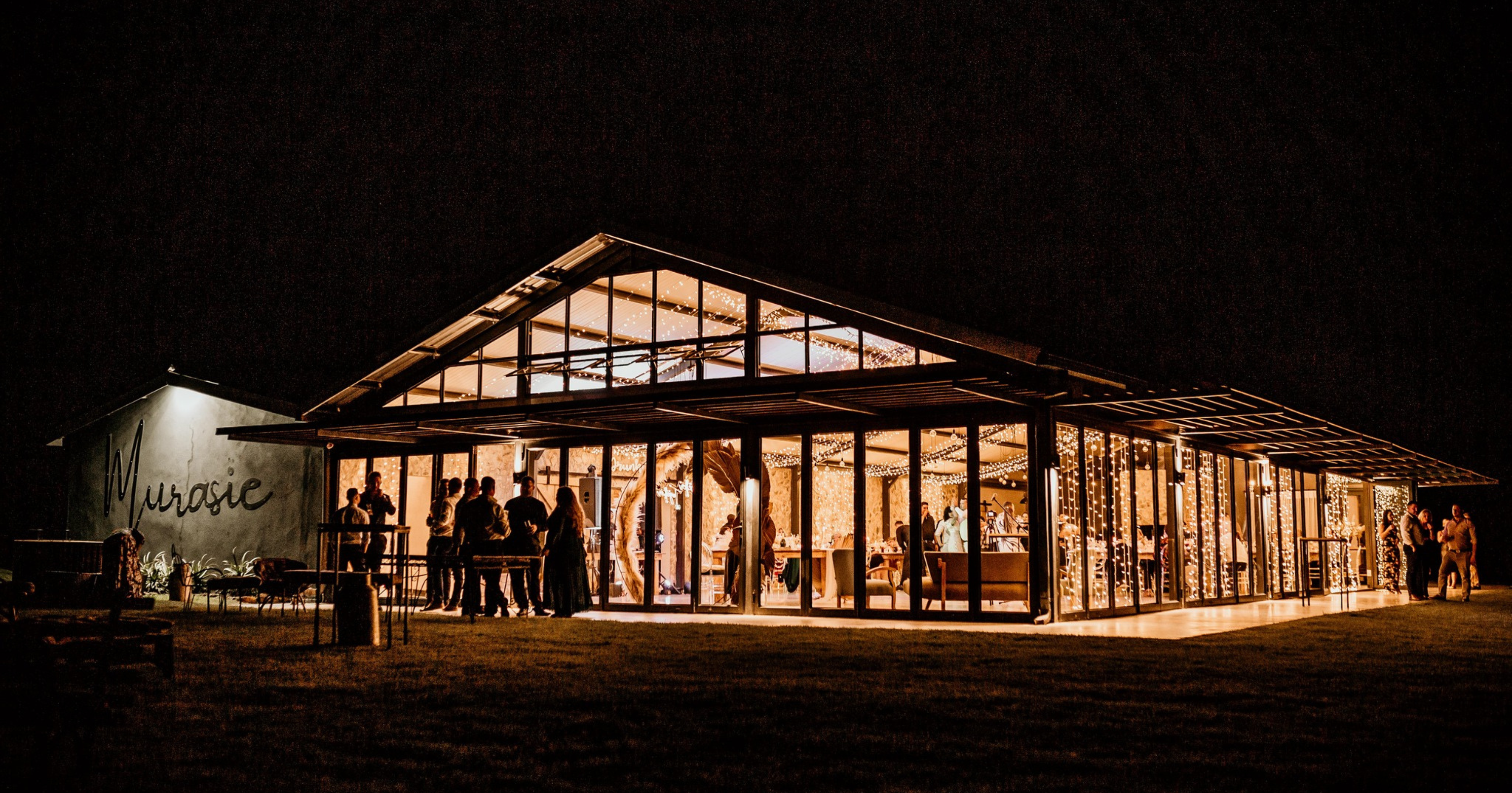 getting married at murasie wedding venue